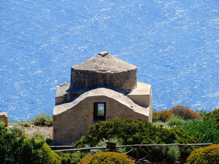 Trapani: Marettimo Island and Sea Caves Boat Tour with Lunch - Your hour and a half on Marettimo