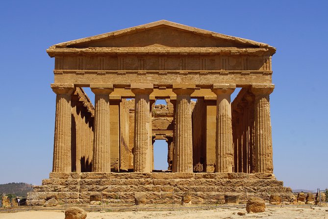 Valley of the Temples and Villa Romana del Casale Day Trip from Taormina - Lunch near the temples