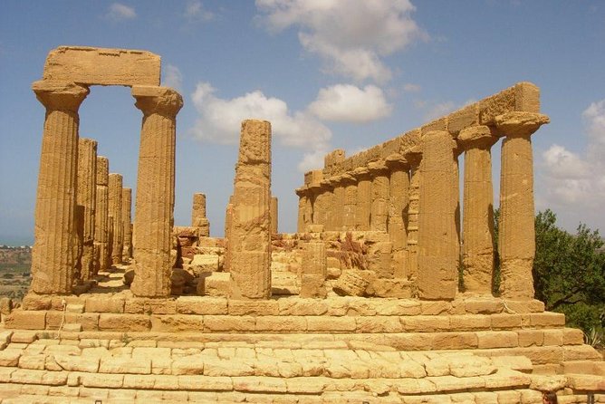 Valley of the Temples and Villa Romana del Casale Day Trip from Taormina - What to pack for this particular day