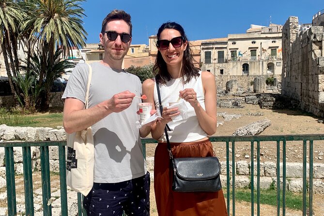 Vegan Street Food Tour - Greek ruins, shopping streets, and the Fountain of Diana
