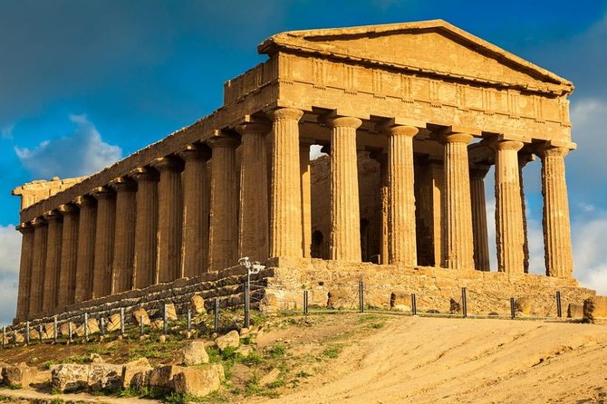 Villa Romana Del Casale in Piazza Armerina and Valley Of Temples in Agrigento - Heat, walking, and mobility planning