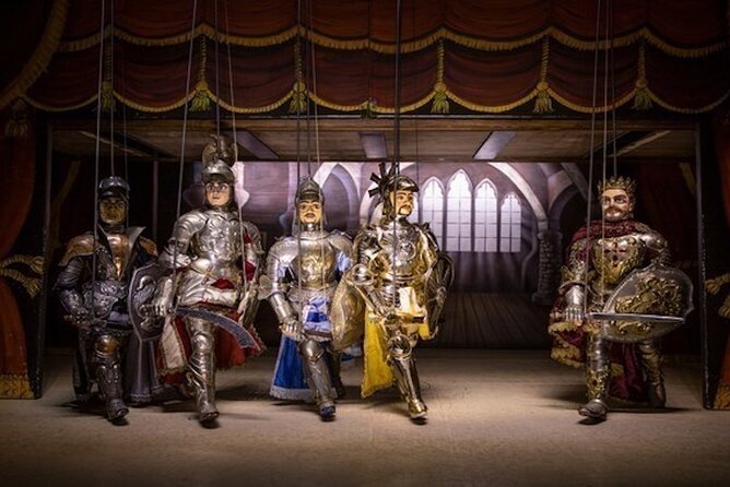 Visit to the Museum and show of Sicilian puppets in Syracuse - A Show of Knights, Ladies, and Sorcerers