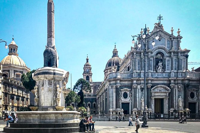 WalkingTour CATANIA - discovering the city of lava with a licensed guide - Key points about the Catania lava-city walk