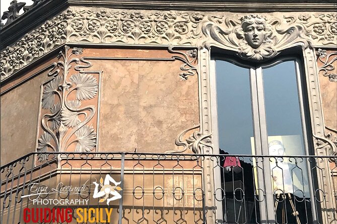 WalkingTour CATANIA - discovering the city of lava with a licensed guide - The guides make the difference