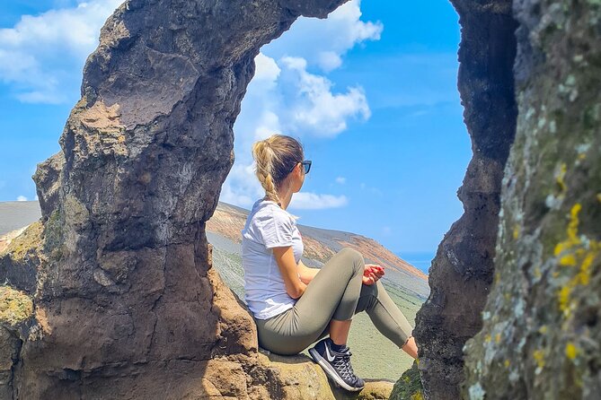 Wild Walk – Discovering the hidden paths - Rossi caves and Vulcano’s human past
