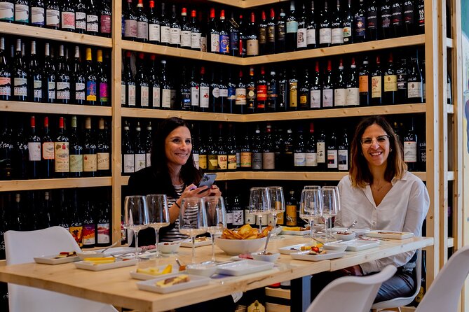 Wine tasting in the historic center of Catania - Who will enjoy this Catania wine tasting?