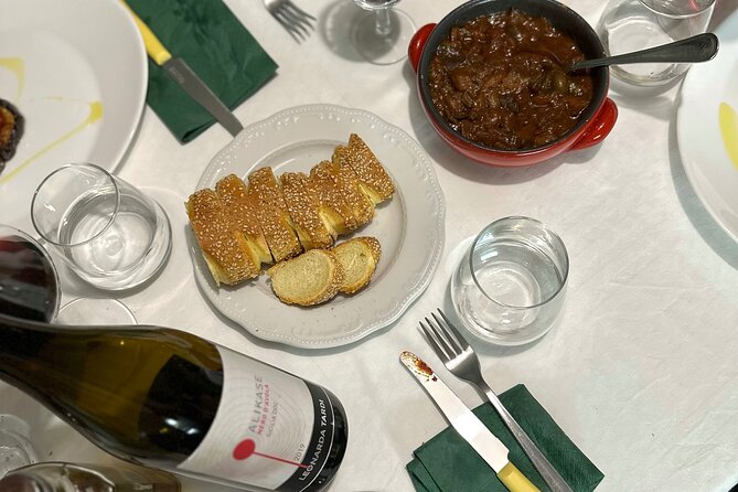 Wine tasting with gastronomic experience at Leonarda's home - Is $94.93 a fair price?